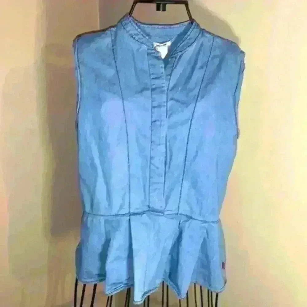 Levi’s Denim Blouse size Small